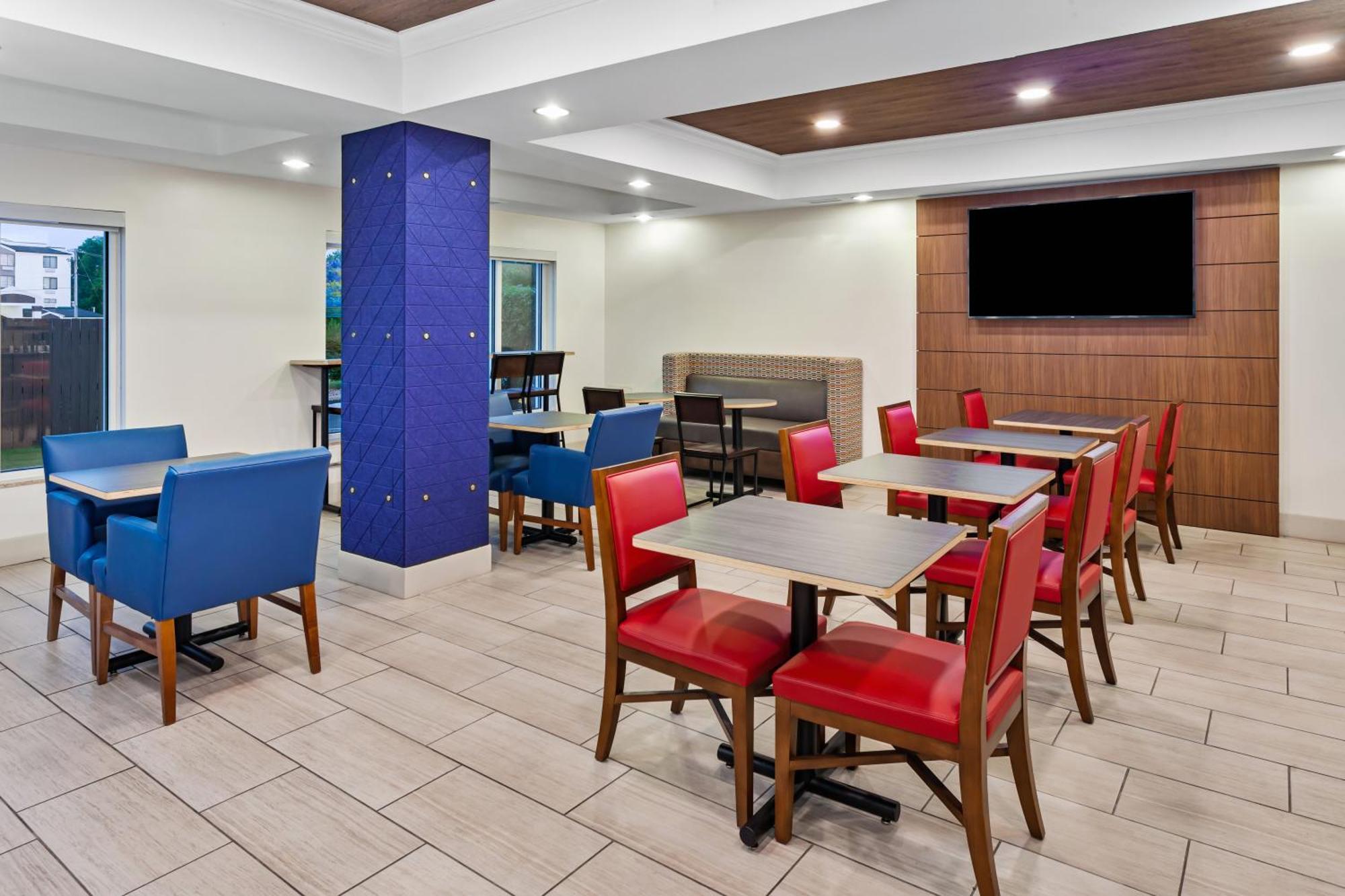 Holiday Inn Express Hotel & Suites Chicago South Lansing By Ihg Exterior foto